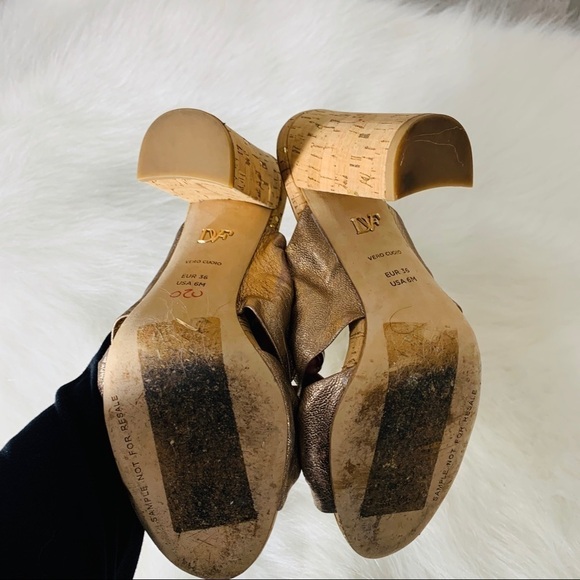 Diane Von Furstenberg Rose Metallic Cork M… - Picture 7 of 8